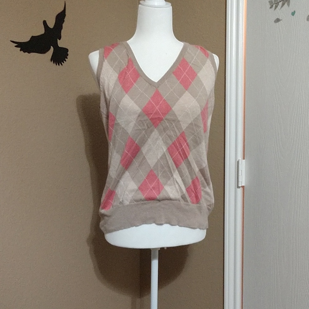 Sweater vest